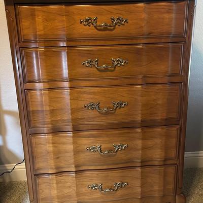 Chest Of Drawers (matching Item 411)