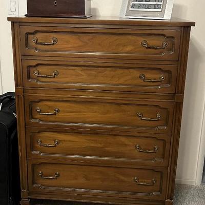 Sale Photo Thumbnail #48