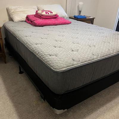 Sale Photo Thumbnail #52