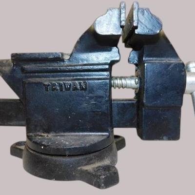 Sale Photo Thumbnail #115