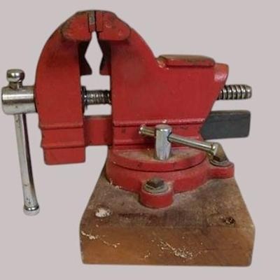 Sale Photo Thumbnail #117