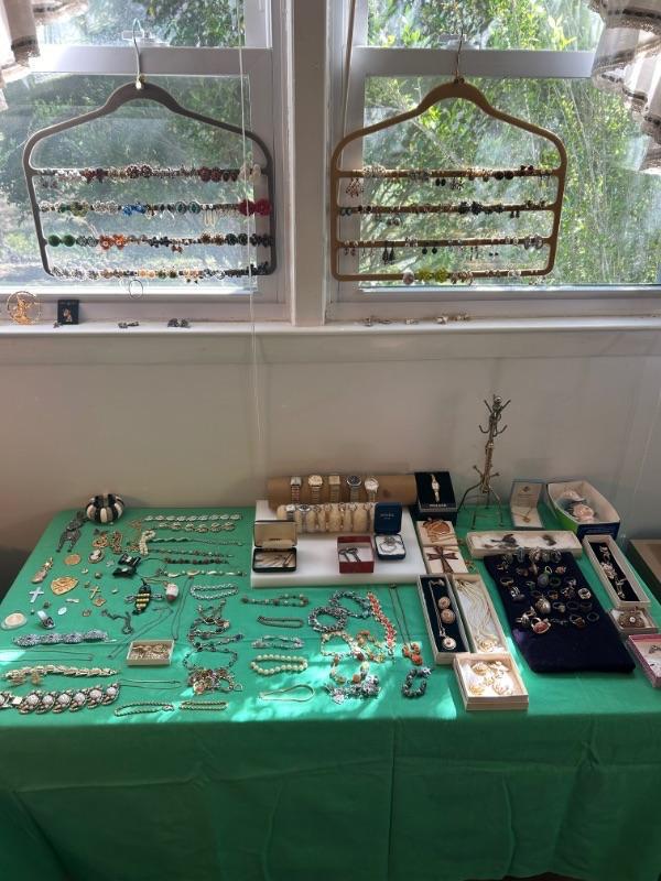 Sale Photo Thumbnail #12