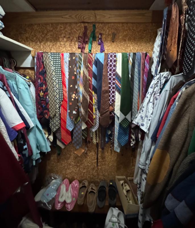 Sale Photo Thumbnail #33