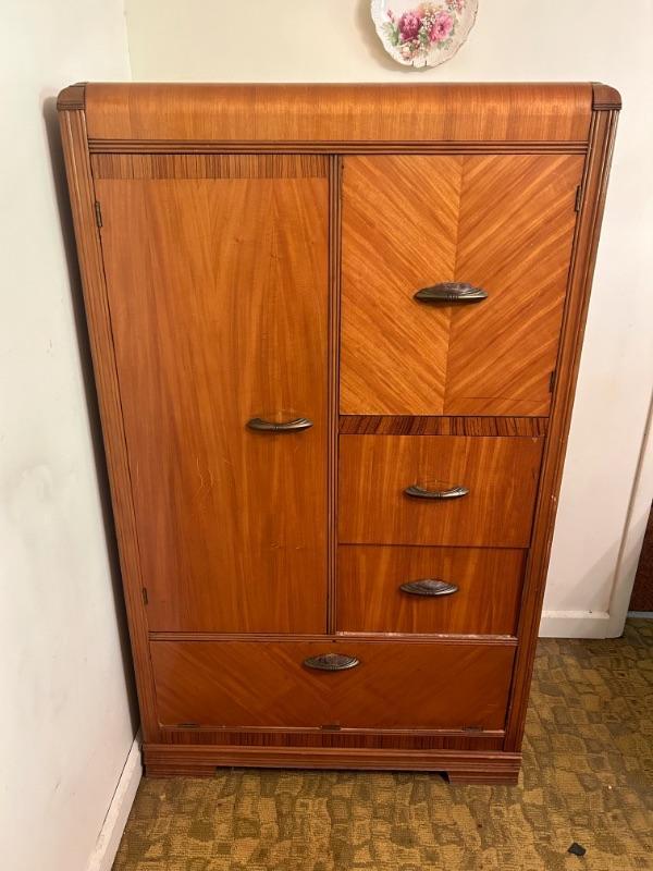 Sale Photo Thumbnail #16