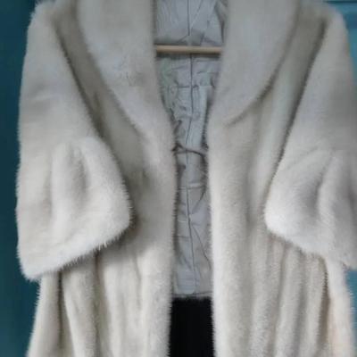White Mink Stole
