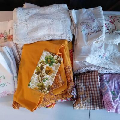 Variety of Vintage Linens, Tablecloth, Cloth Napkin & More