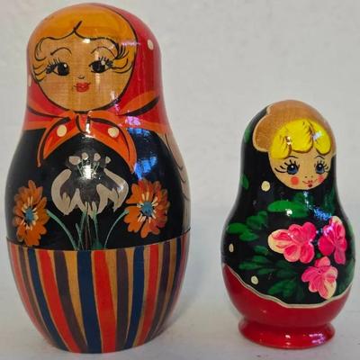 Six Piece Russian Nesting Dolls 