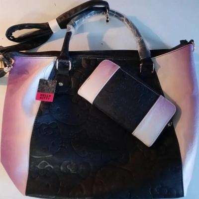 Hello Kitty Tote with Wallet