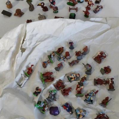 Mystery Lot of Vintage Dungeon and Dragons Miniatures 