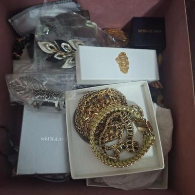 Sale Photo Thumbnail #84