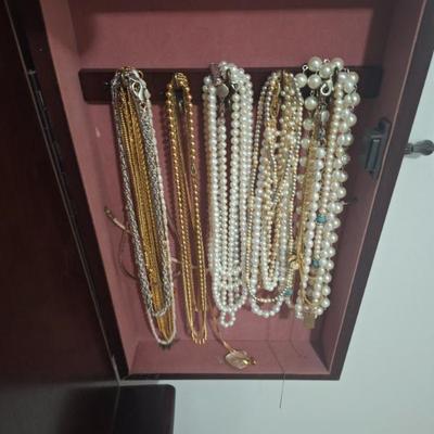 Sale Photo Thumbnail #80