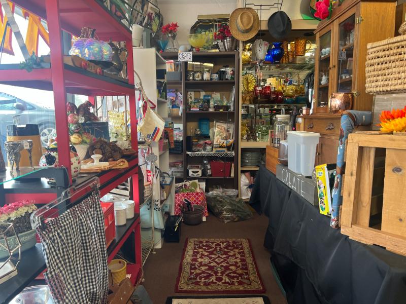 Sale Photo Thumbnail #4