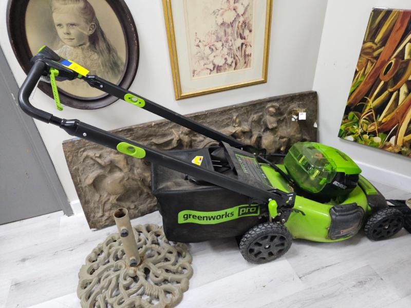 Sale Gallery Photo Thumbnail