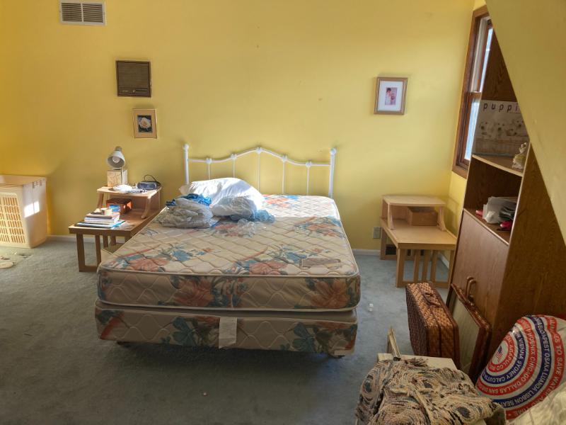 Sale Photo Thumbnail #21