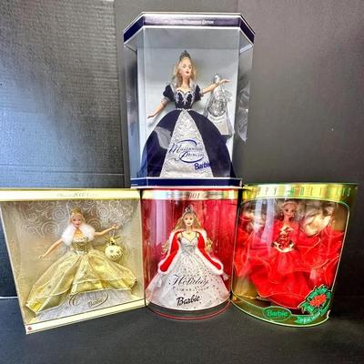 4 Holiday Barbies In Box-1993-2001