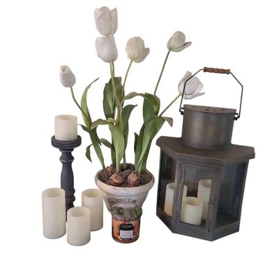 KR204 Flameless Candles and Floral Collection 