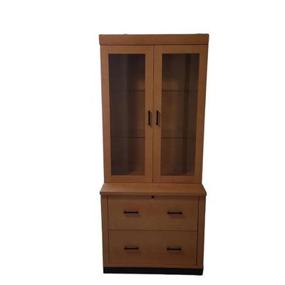 KR401 Display Hutch
