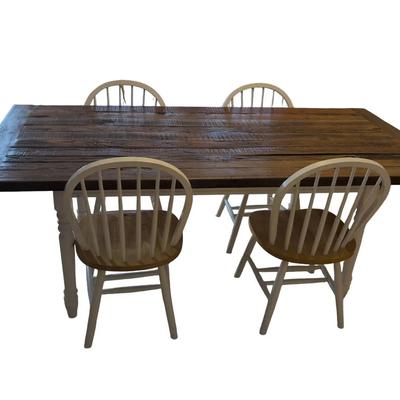 KR222 Farmhouse Dining Table And Four Chairs.