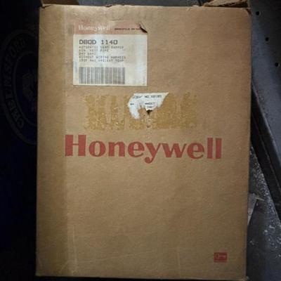 Sale Photo Thumbnail #195