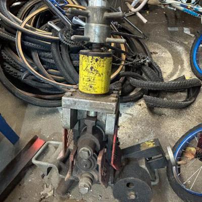 Sale Photo Thumbnail #129