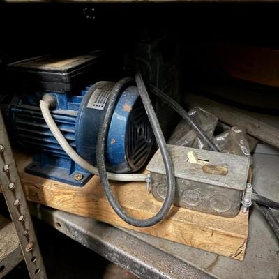 Sale Photo Thumbnail #233