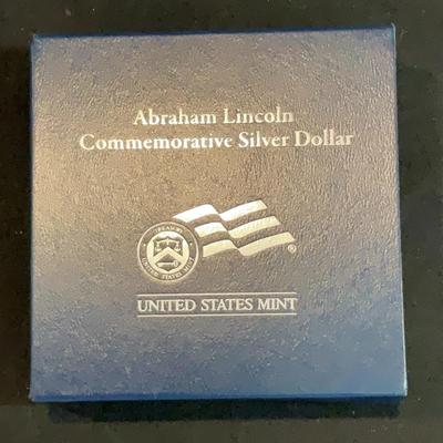Abraham Lincoln Commemorative Silver Dollar