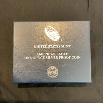 United States Mint - 2015, American Eagle 1 Ounce Silver Proof Coin ￼ 