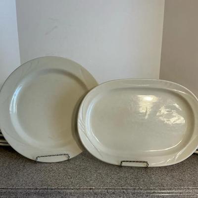 Thirteen Piece Anfora Plate Lot