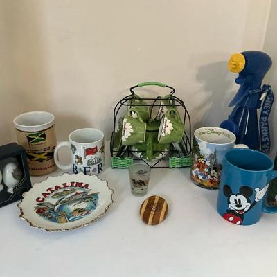 11 piece travel tourist lot