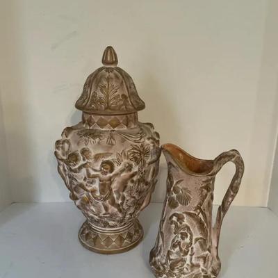 Aged And Earth-Toned Earn With Lid And Pitcher