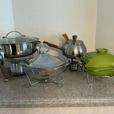 Serving sets, entertaining lot of four