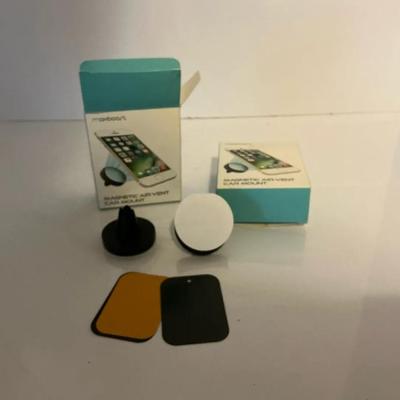 Lot of Maxboost Magnetic Air Vent Car Phone Mounts - Includes Mounts and Metal Plates