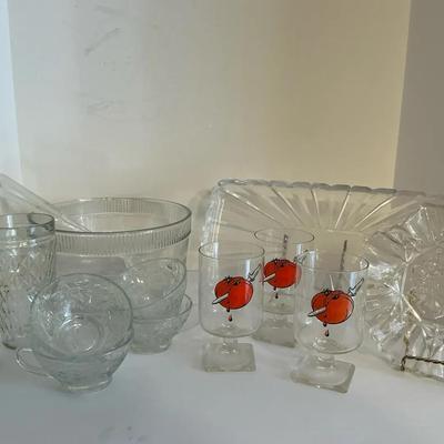 12 Pieces Of Vintage Glassware