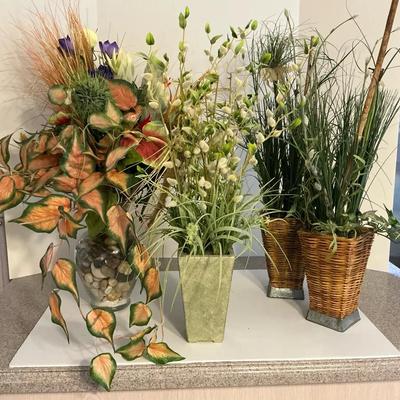 Floral Arrangements Set Of Four 