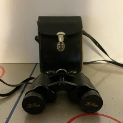 Vintage Le Gran 7x35 Binoculars, Model LGE-304, with Leather Carrying Case