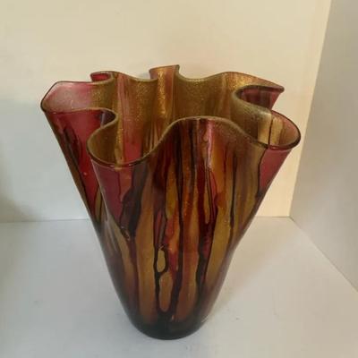 Vintage Murano style red and gold stunning ruffled handkerchief glass vase