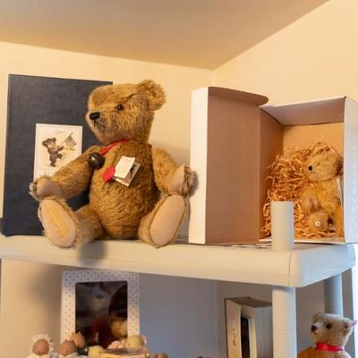 Sale Photo Thumbnail #127