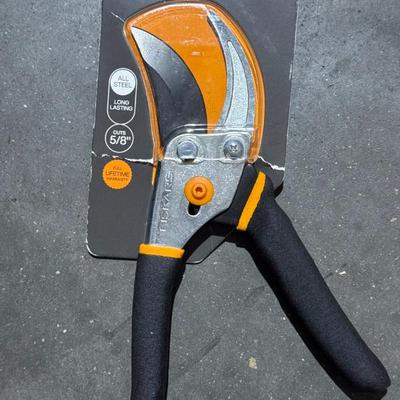 Sale Photo Thumbnail #855