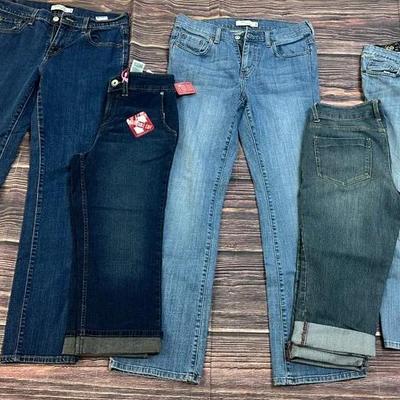 Women’s Jeans and Capris 
