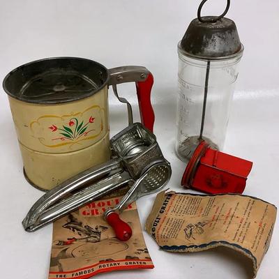 “Mouli Grater” & “Androck” Sifter, & More