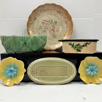 Vintage Pottery and Ceramic Décor “Red Wing, D.E. McNicol, and McCoy”