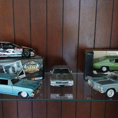 Classic Chevy Model Car Collection — Multiple Scale Die-Cast Replicas (Lot)