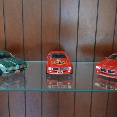 Pontiac Classic Car Collection – Set of 3 Die-Cast Models