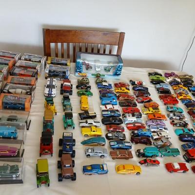 Collection of Small Die-Cast Cars – Matchbox, Hot Wheels & More