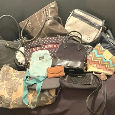 Handbag Collection Featuring Vera Bradley, Kenzie & Fossil