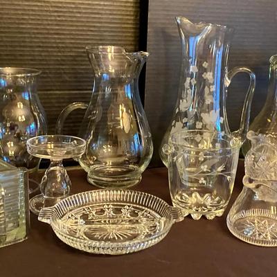 Clear Glass Pitchers, Creamers & Serving Pieces Collection