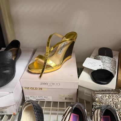 Sale Photo Thumbnail #16