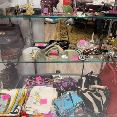 Sale Photo Thumbnail #59