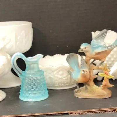 Decorative Vintage Milk Glass Containers With Japanese Bird Figure
