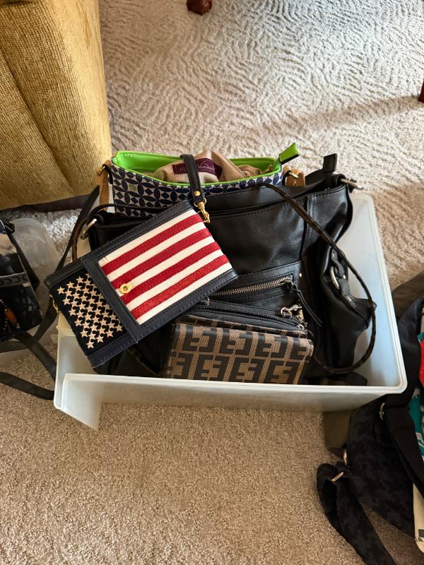 Sale Photo Thumbnail #38